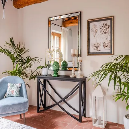 Rustic Elegance In The Heart Of Tuscany Villa Lucca
